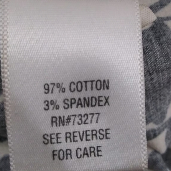 Apt. 9 Floral Blouse - Picture 6 of 6